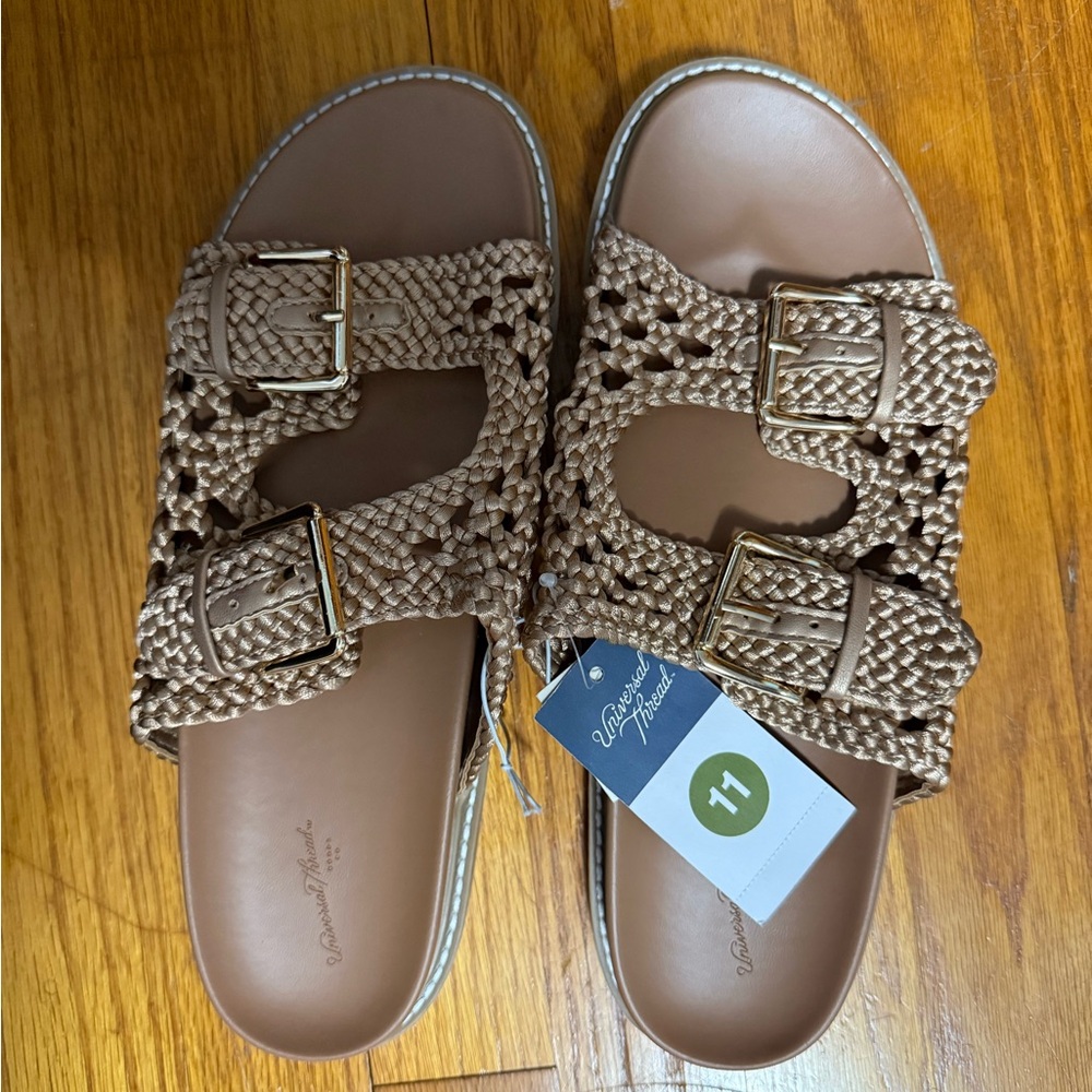 Universal Thread Tan Sandals